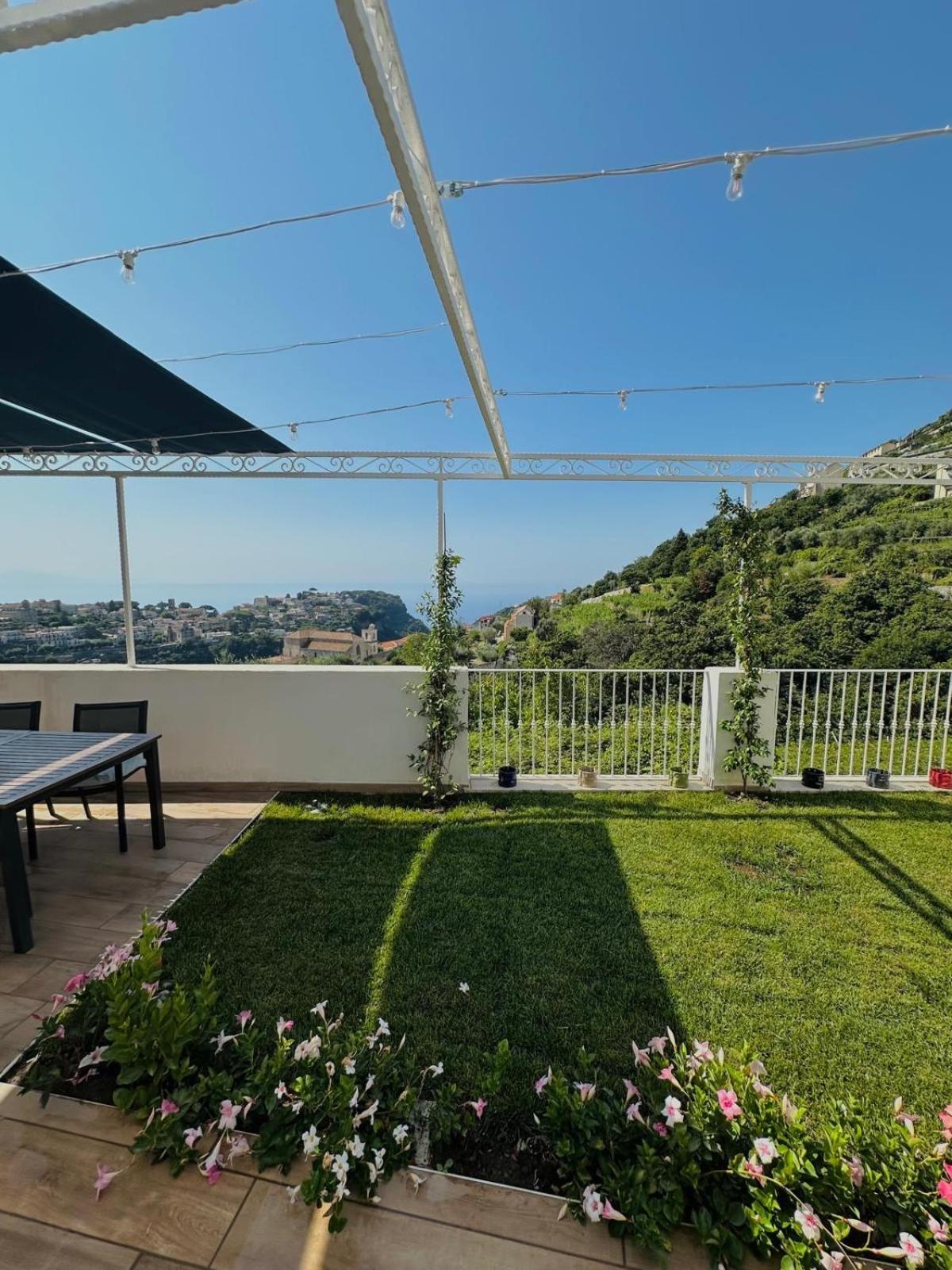 Amalfi Coast Holiday House Scala Bagian luar foto